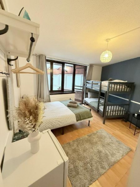 Oak Guest Rooms